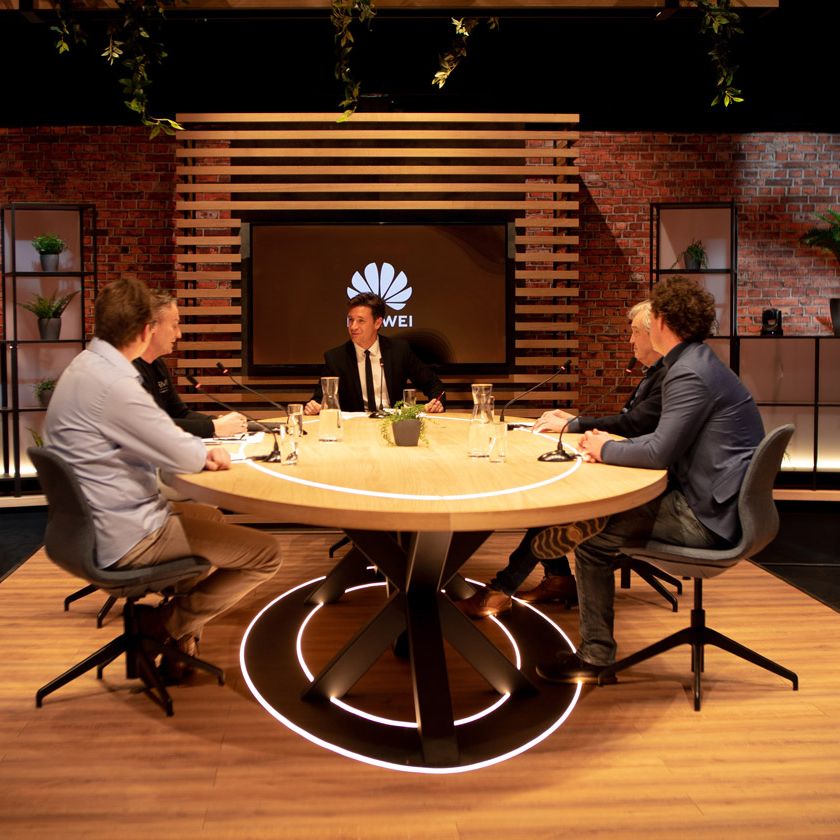 Wattkraft's 'Solar Inside': Een televisiewaardige talkshow vanuit Studio2 Meppel